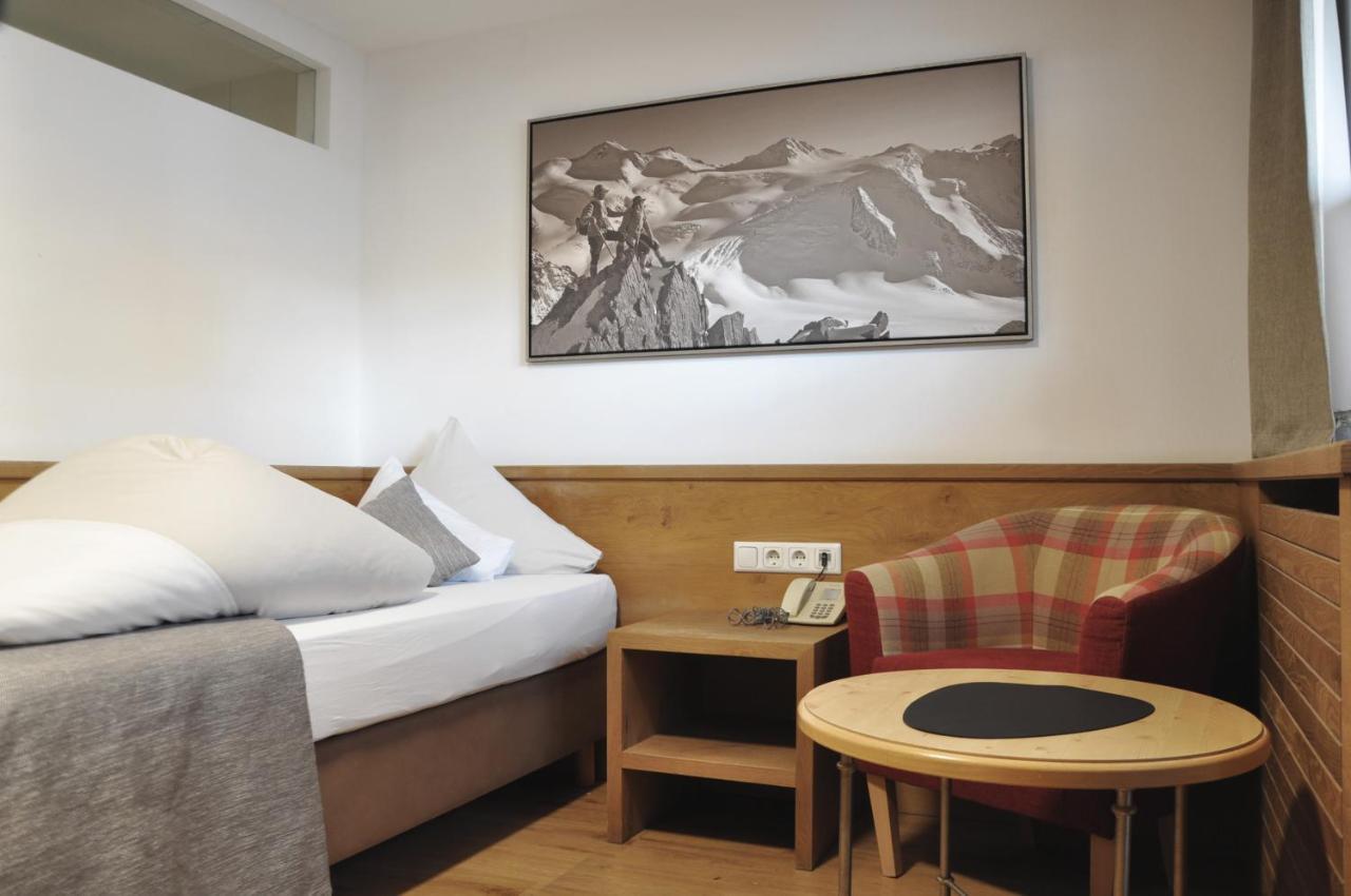 Hotel Brugger Fulpmes Eksteriør billede