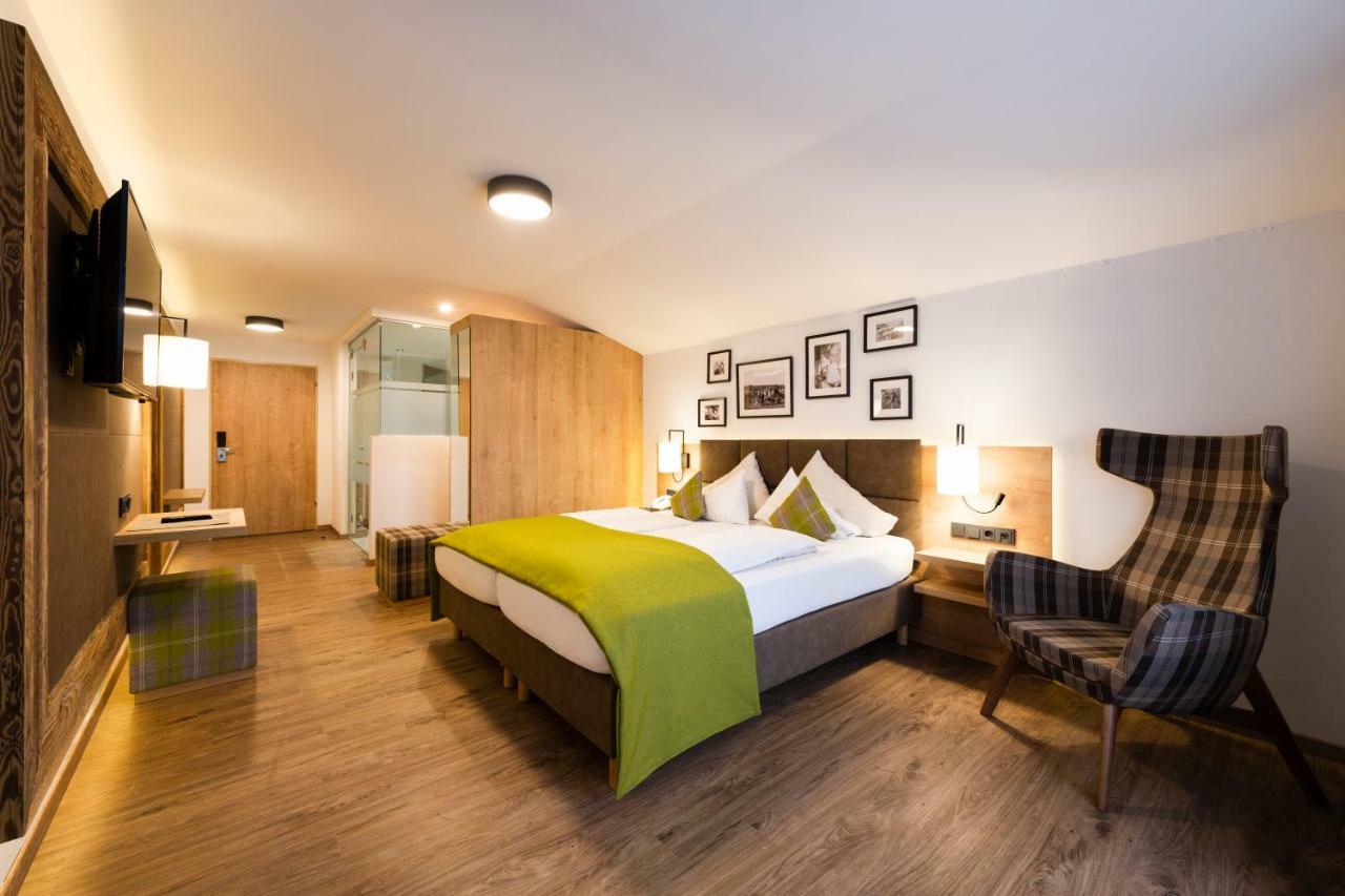 Hotel Brugger Fulpmes Eksteriør billede
