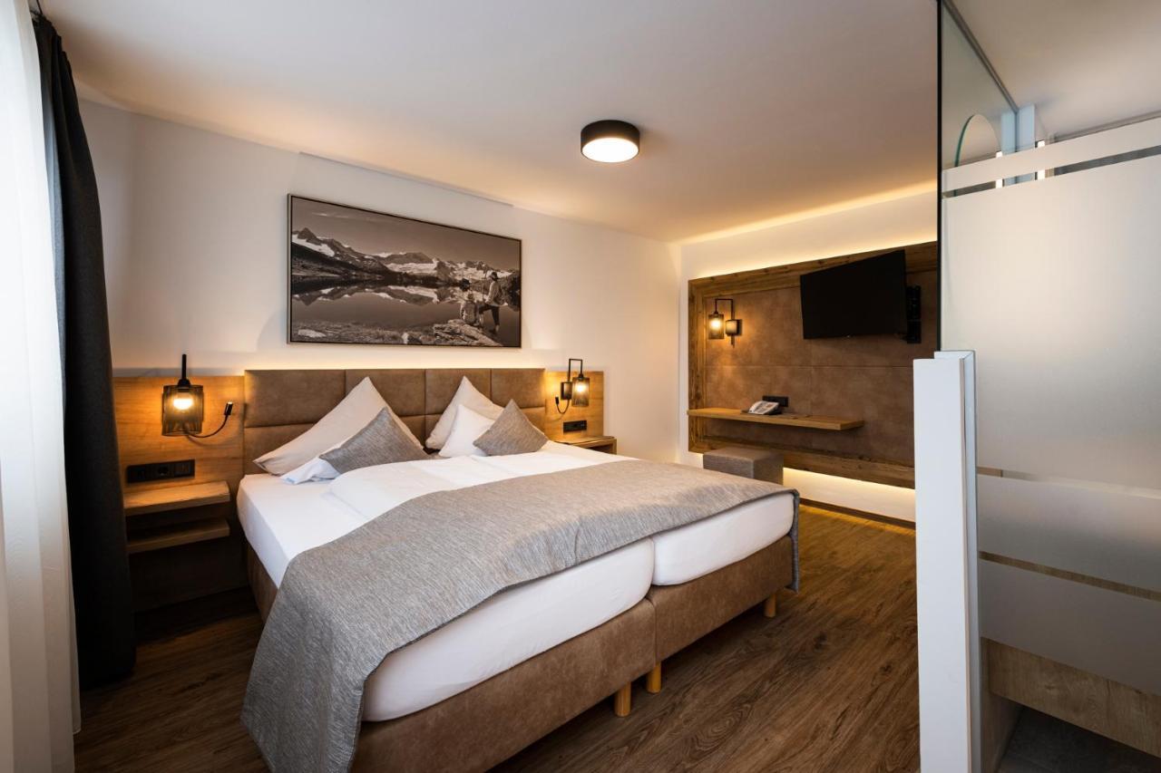 Hotel Brugger Fulpmes Eksteriør billede
